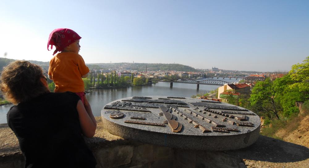 Vyhlídka z Vyšehradu na pražské mosty
