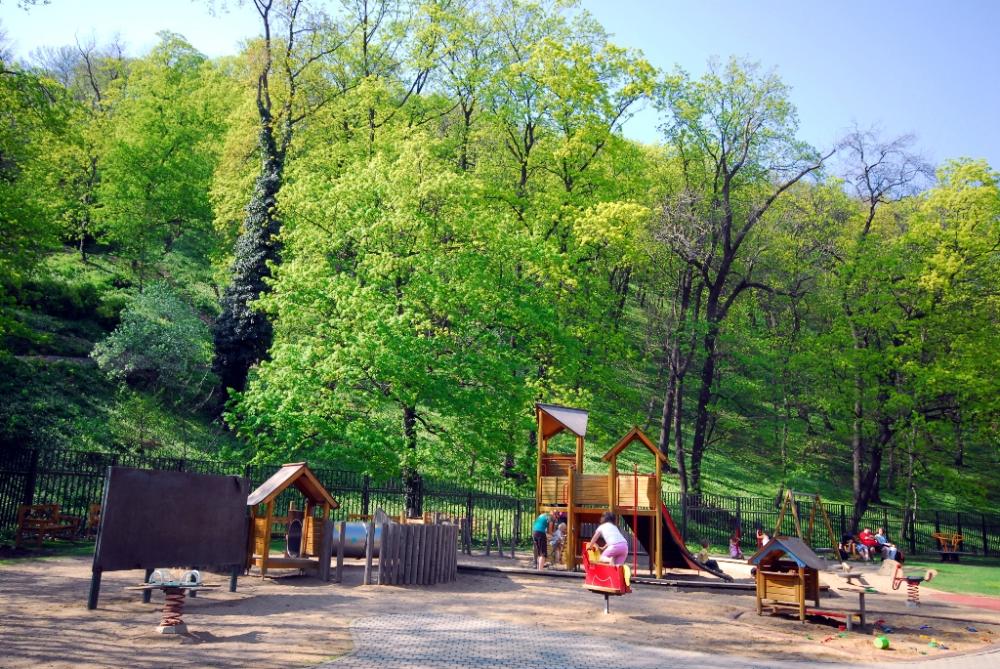 Dětská hřiště v Zahradě Kinských