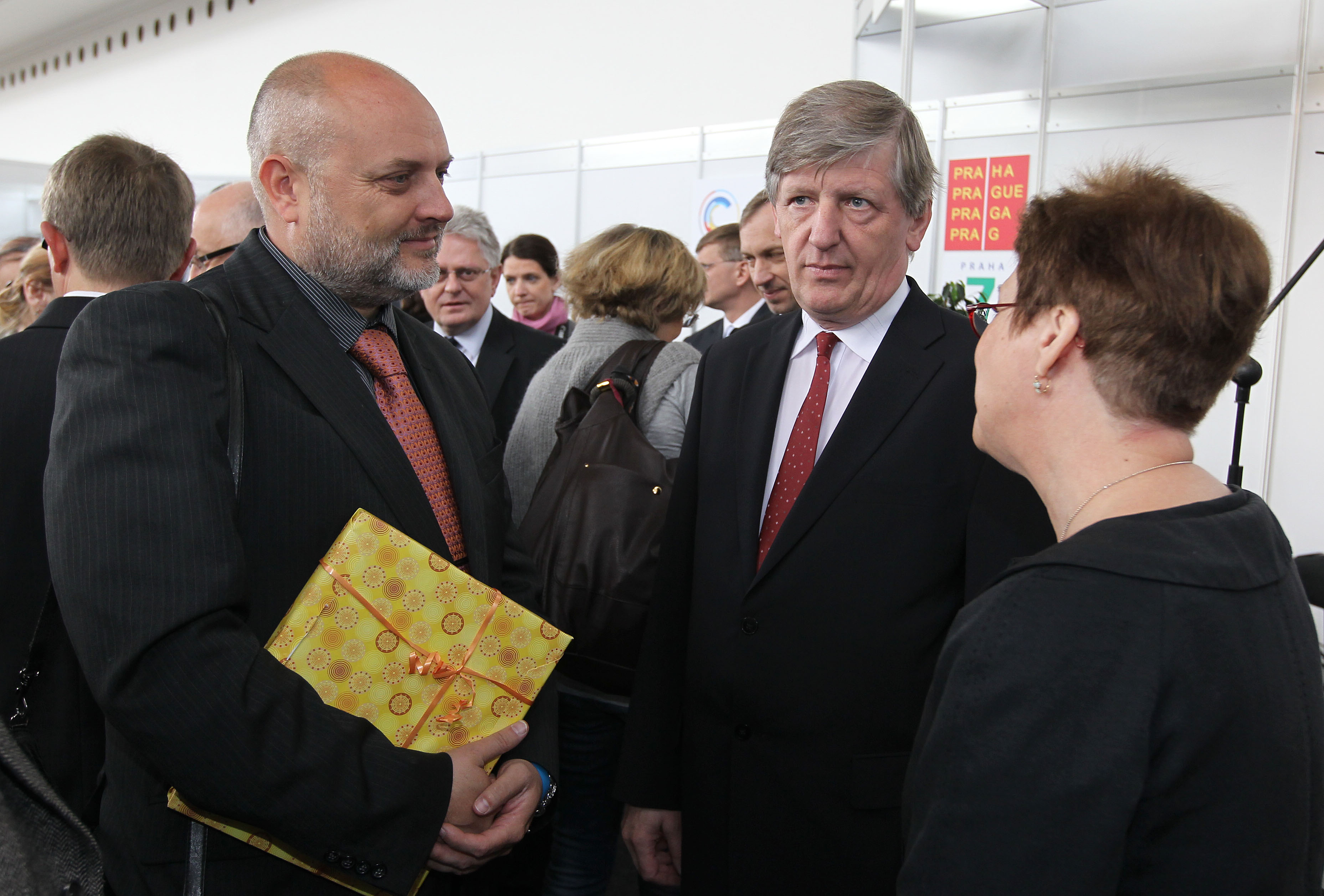 Radní hl. m. Prahy pro kulturu Ondřej Pecha se dnes zúčastnil slavnostního zahájení již 16. ročníku mezinárodního knižního veletrhu a literárního festivalu Svět knihy 201