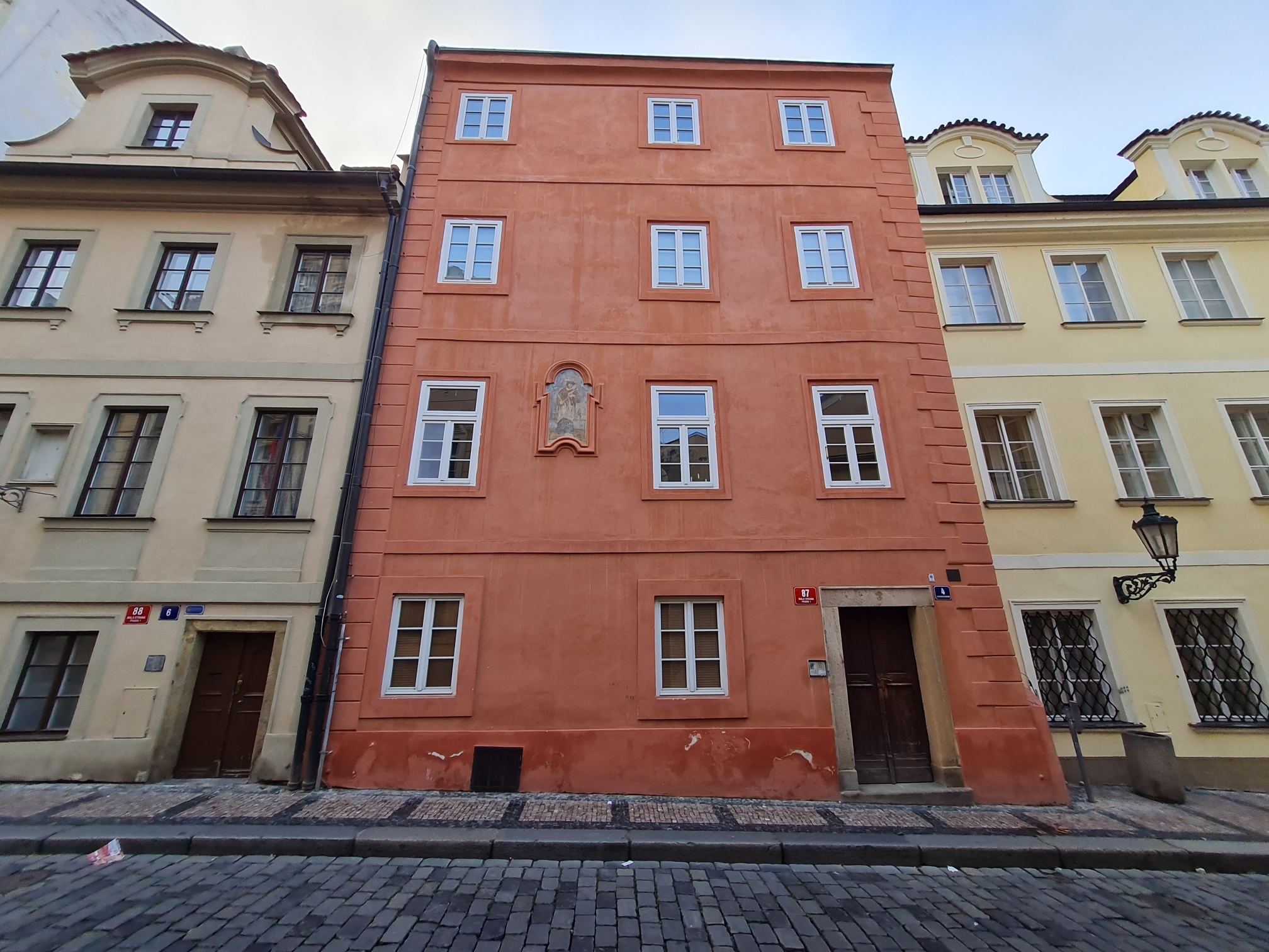 g010_U Lužického semináře 87_4