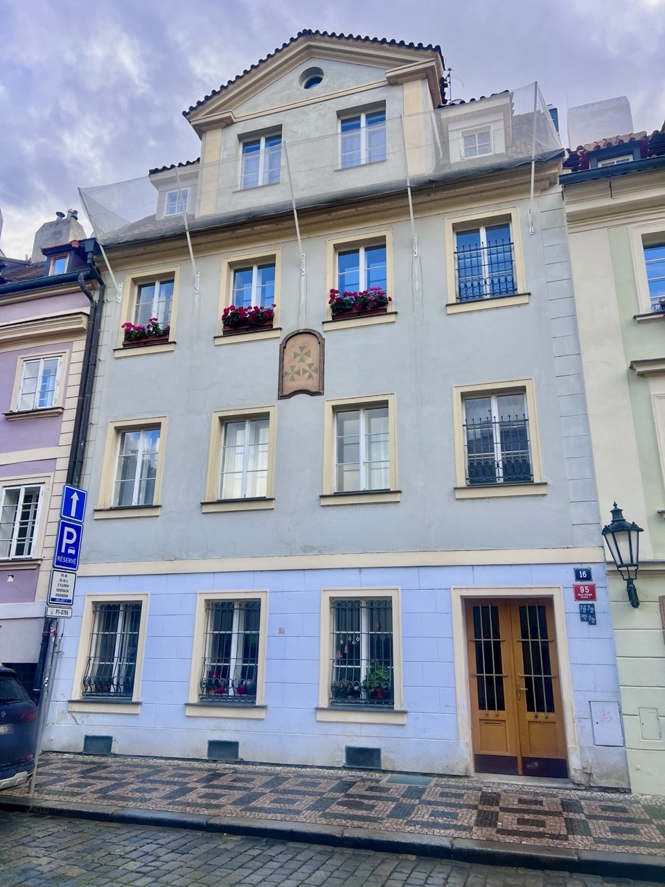 g011_U Lužického semináře 95_16