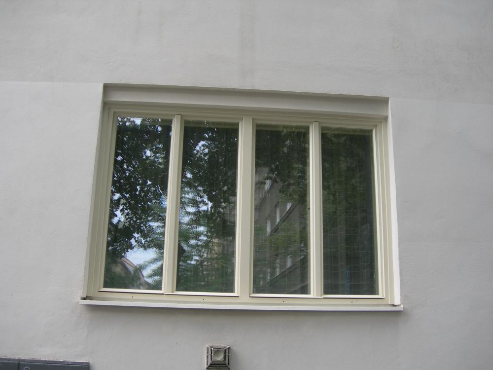 uliční fasáda - okno