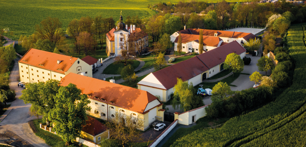 Zámecký areál Ctěnice