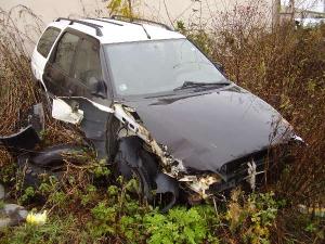 c_180_ford_escort_ahm_20_82_b_cr_jpg