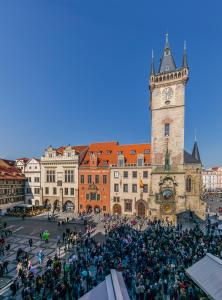 _AAR5974_HDR__EXP_U