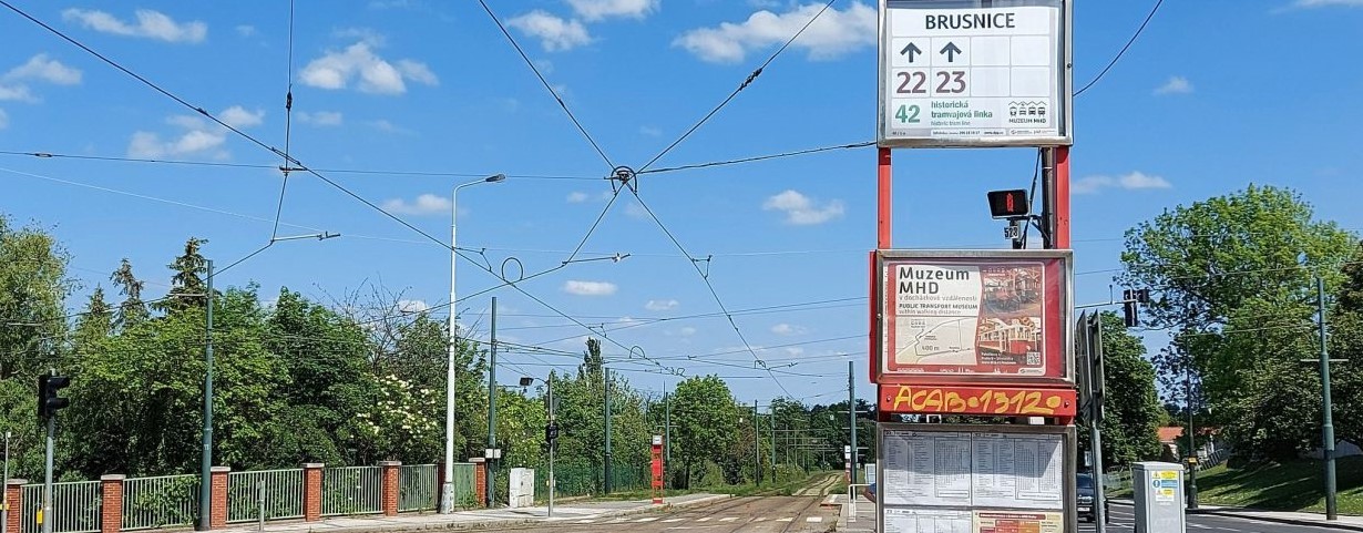 Ilustrační foto - zastávka tramvají Brusnice