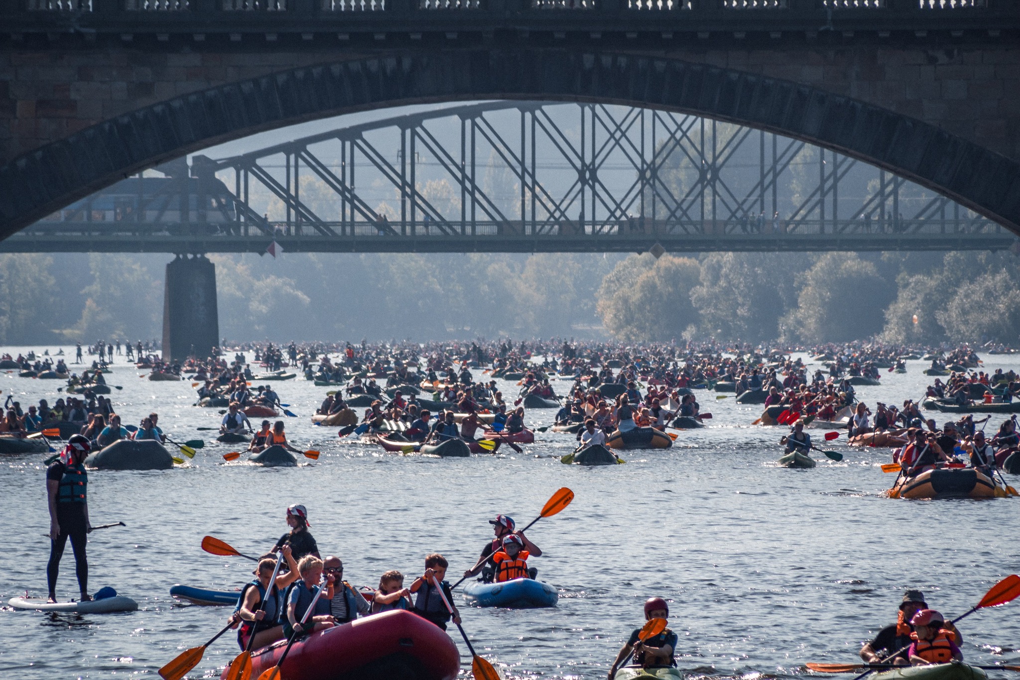 Napříč Prahou přes tři jezy