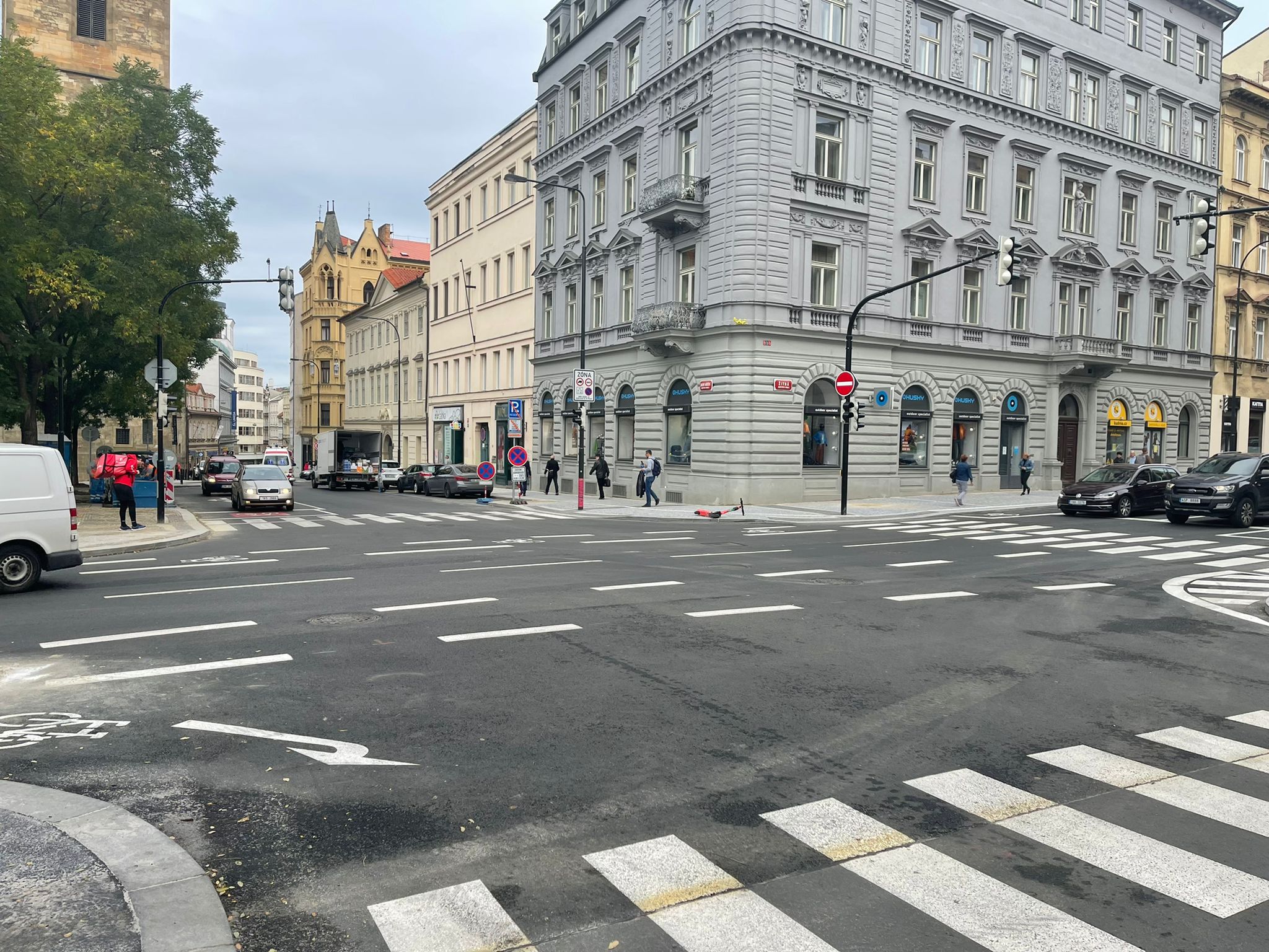 Křižovatka Karlovo náměstí – Žitná