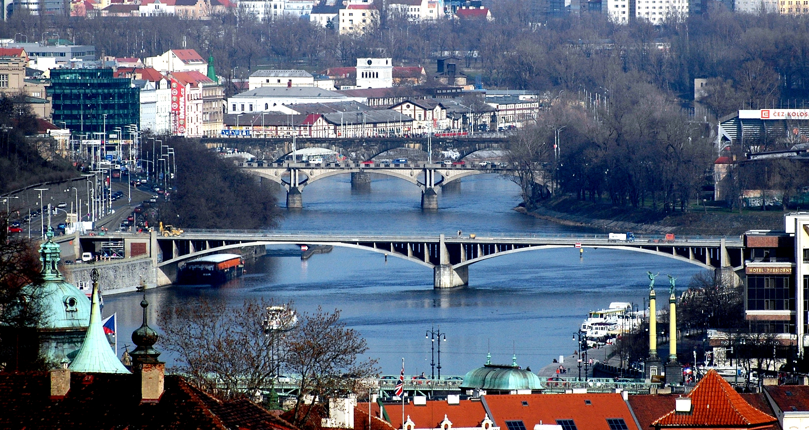 Pohled na Pražské mosty