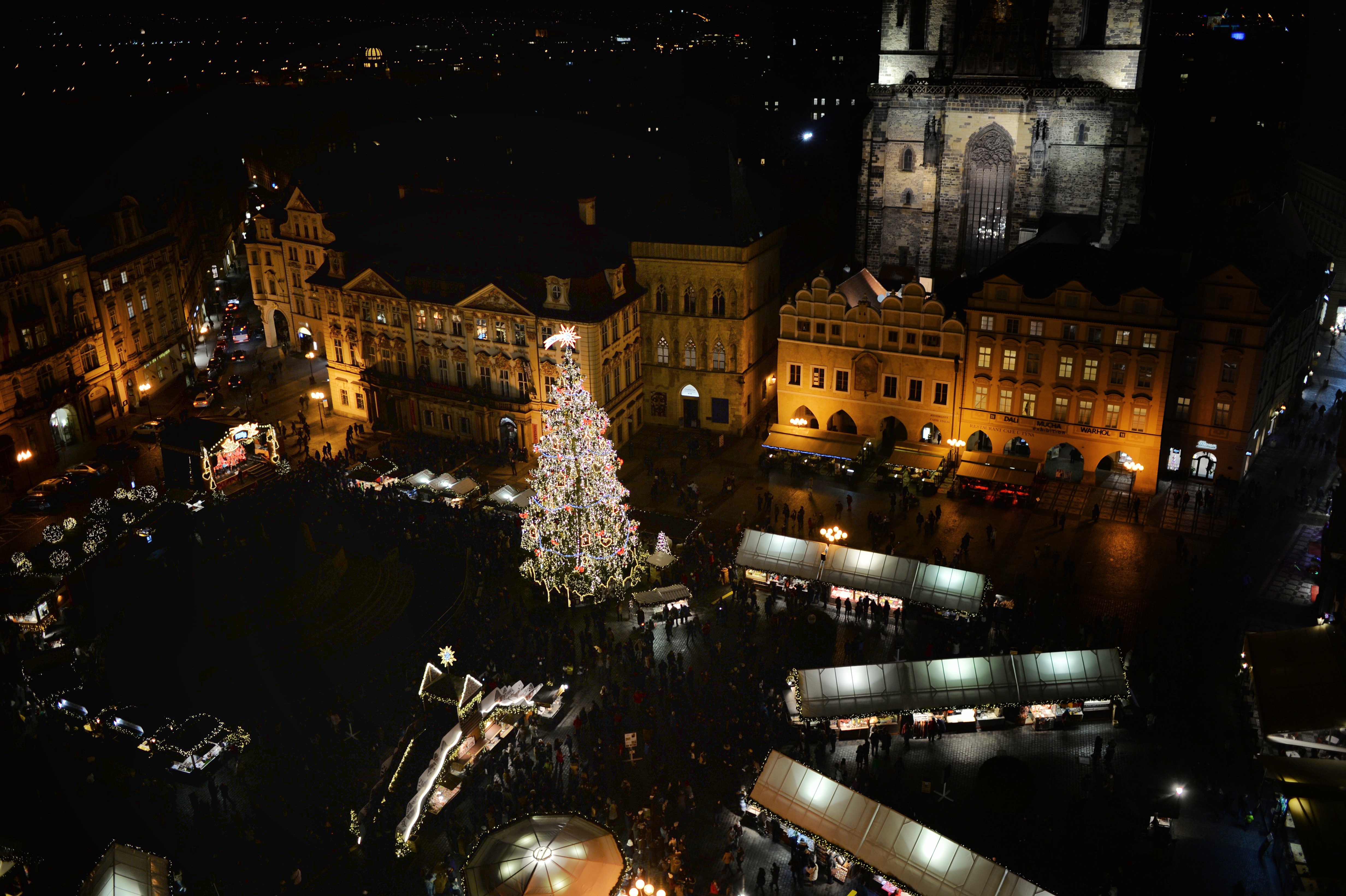 Vánoční trhy na Staroměstském náměstí mezi deseti nejkrásnějšími na světě