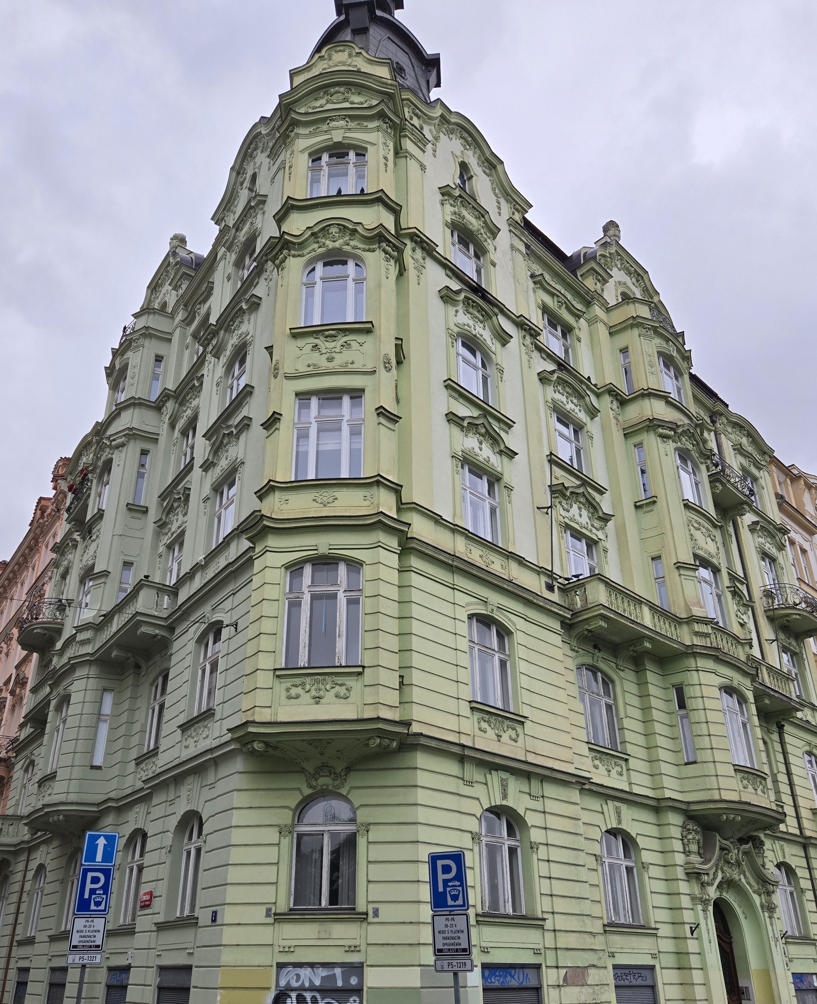 g065_Janáčkovo nábřeží 1211_11