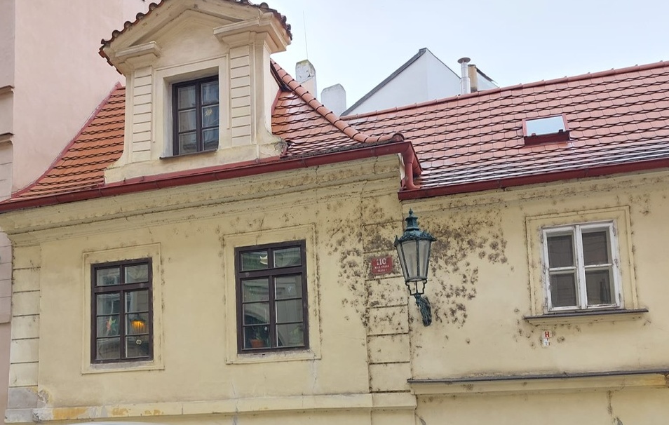 g008_U Lužického semináře 110_40