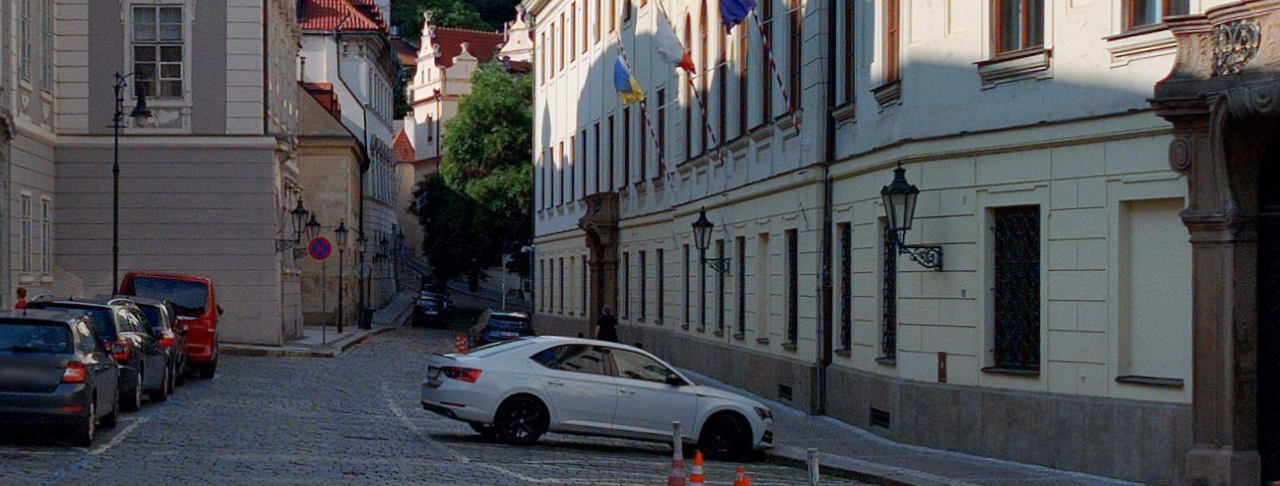 Ilustrační foto - Sněmovní ulice na Malé Straně