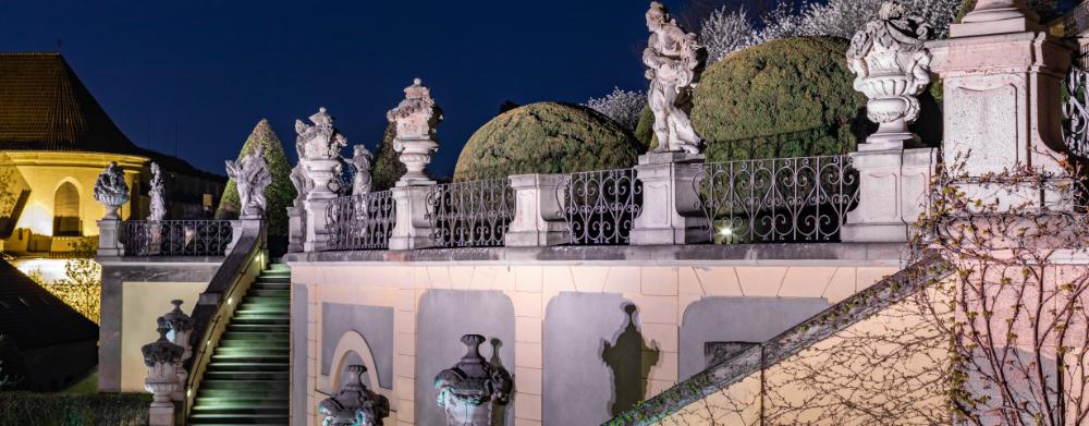 Nasvícená Vrtbovská zahrada